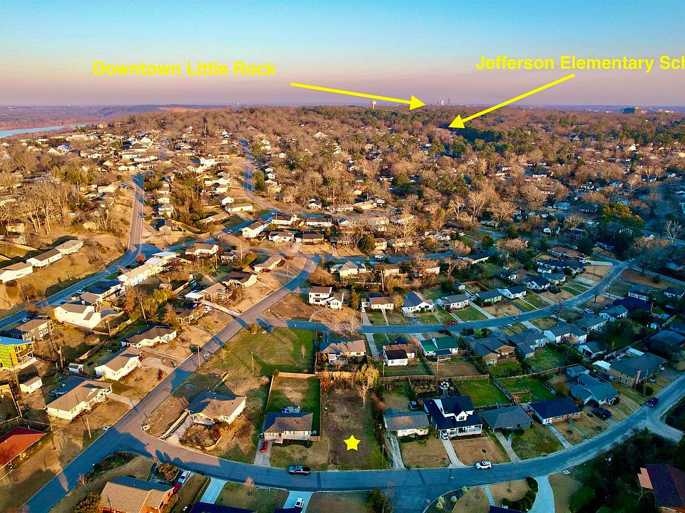 1st image of 2923 Youngwood Rd