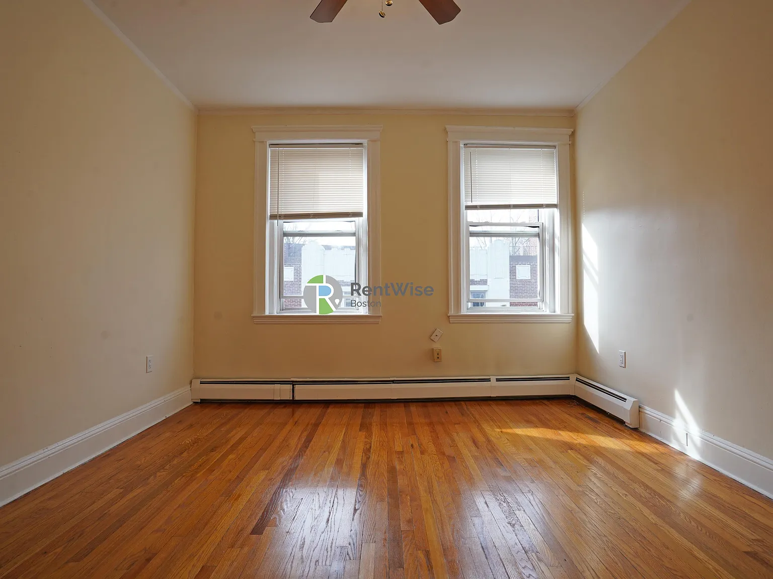 1844 Commonwealth ave — Photo 3