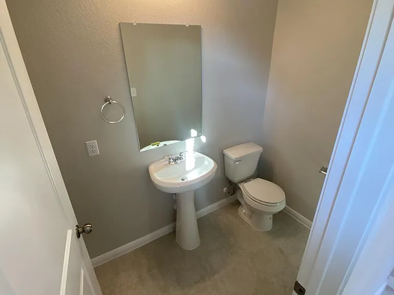 303 Charter Oak Dr — Photo 13