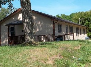 133 N Hollywood Cir, Oak Ridge, TN 37830