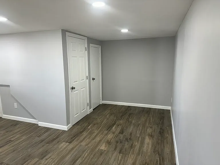85 Scoles Ave #1 — Photo 3