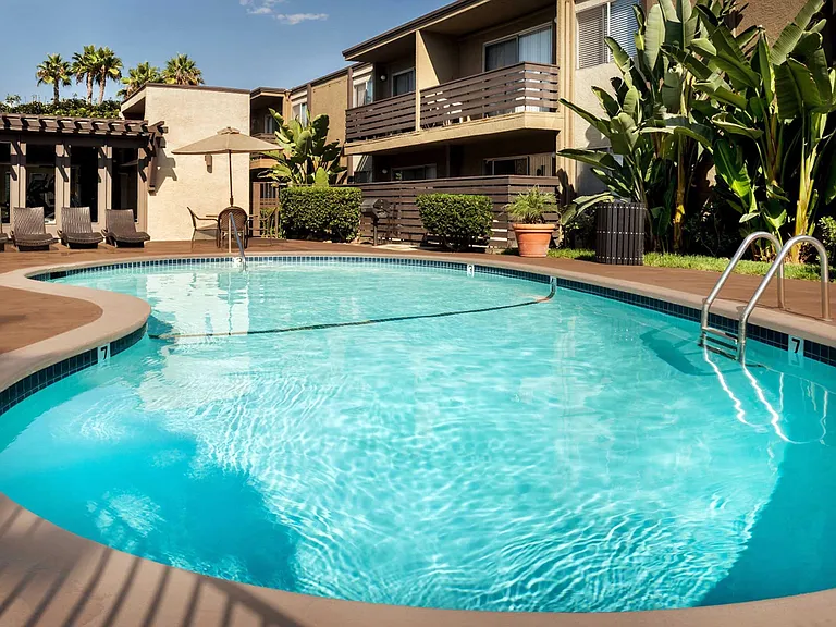 Elan Avante Apartments — Photo 1