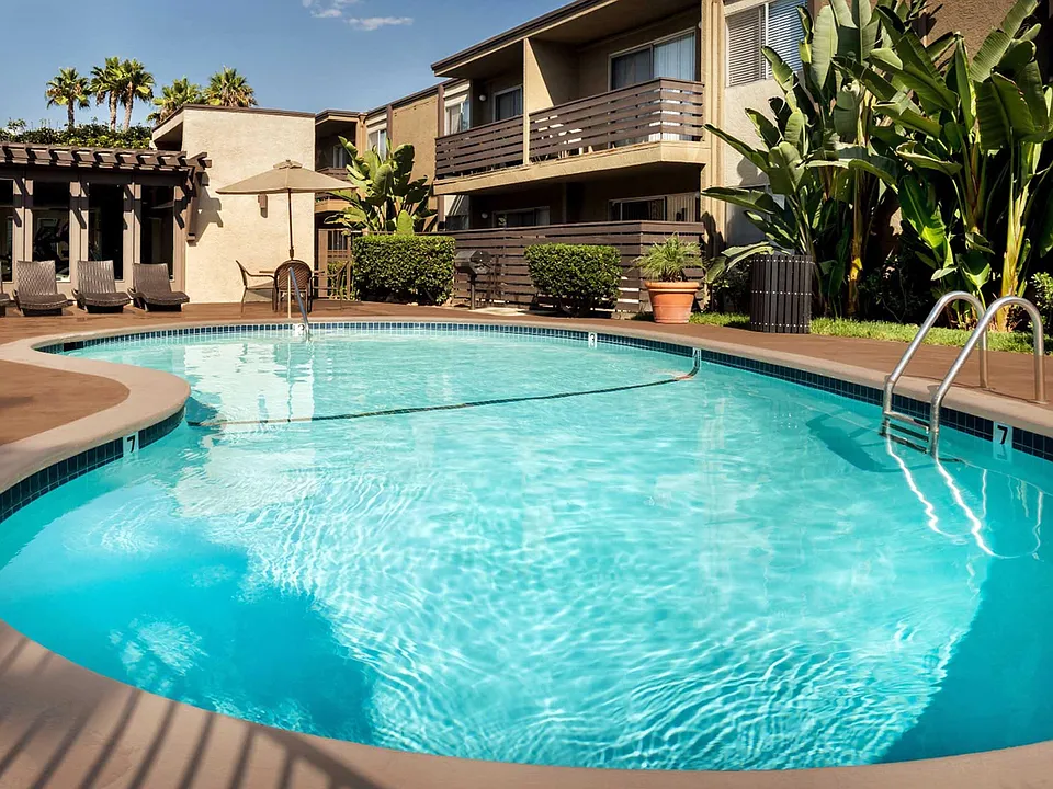 Elan Avante Apartments