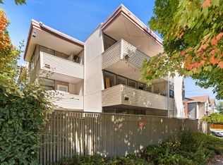 802N 802 North, Seattle, WA 98103