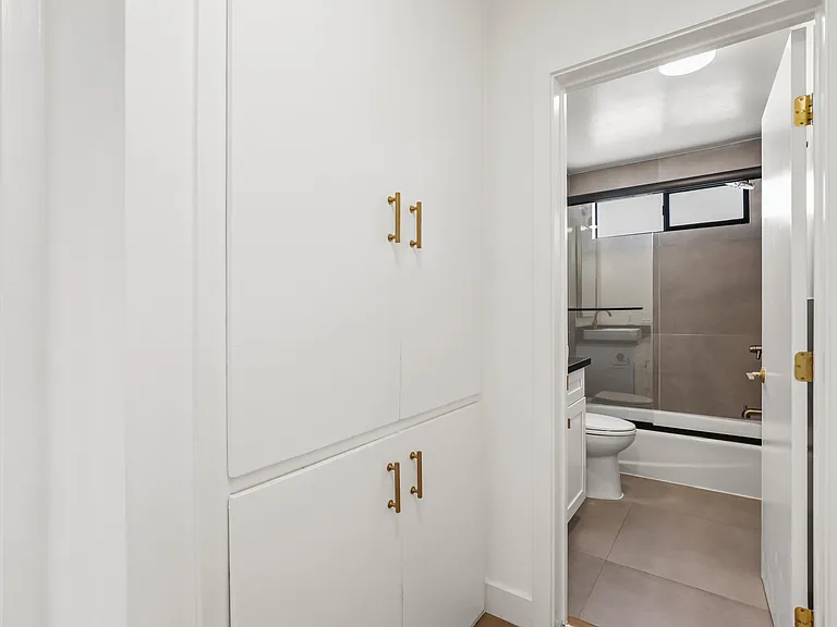 1480 S Canfield Ave — Photo 12