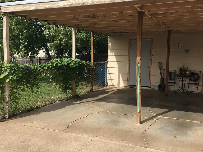 2623 Elwood Dr — Photo 7