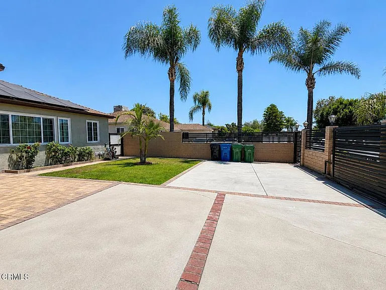 7330 Satsuma Ave — Photo 5