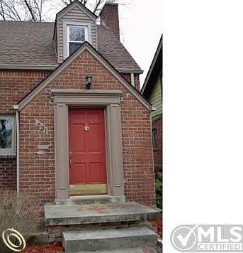Charming Entrance