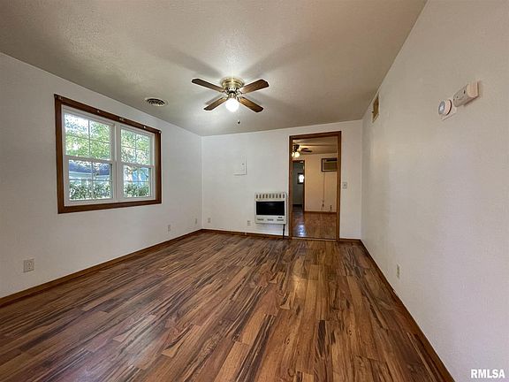 4th image of 314 Belsley St