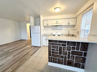 Main Street Apartments Rockford, Rockford, IL 61103