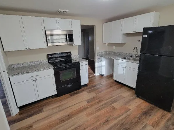 1596 W Elkton Rd, Hamilton, OH 45013