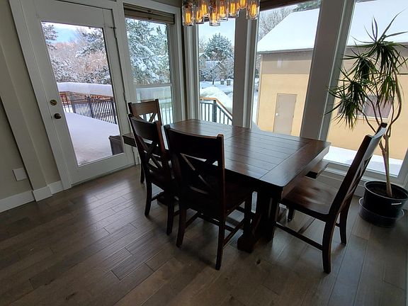 4th image of 1061 E Belle Meadows Way