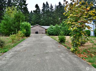 16415 72nd Avenue Ct E, Puyallup, WA
