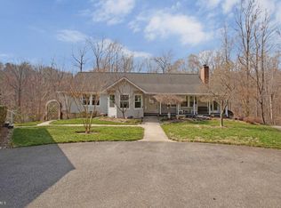 3420 Charing Ct, Chesapeake Beach, MD 20732