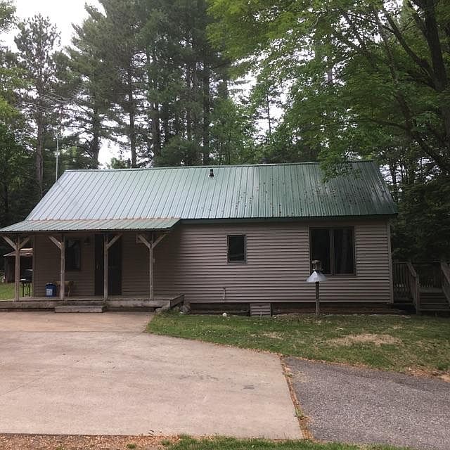 Side view with deck.