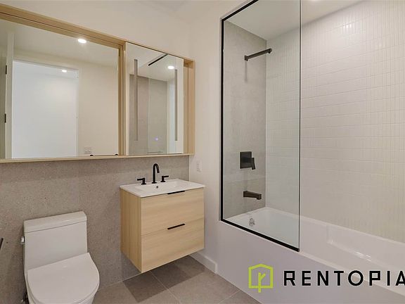 5th image of 1010 Pacific St APT 904