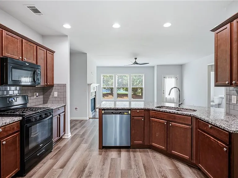 4960 Ducote Trl — Photo 11
