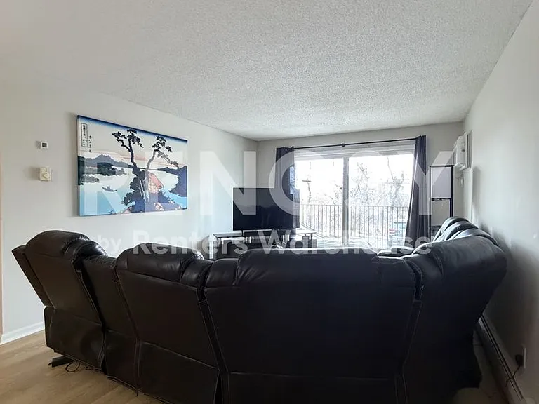 520 Ridgewood Ave #102 — Photo 4