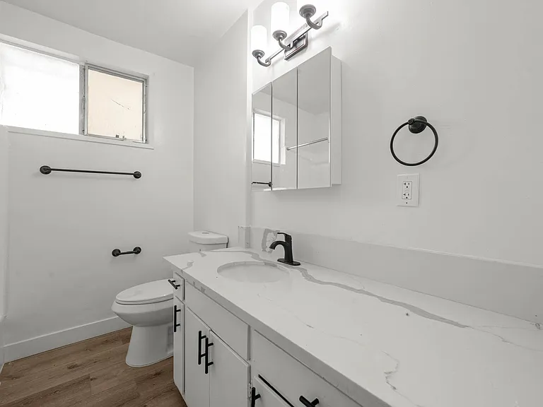 3878 Potomac Ave #11 — Photo 13