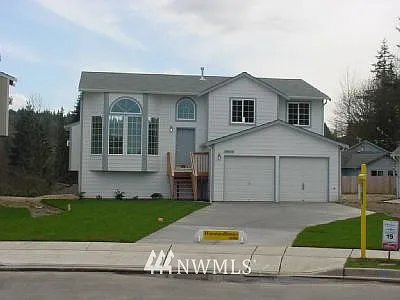 8610 Lot 19 217th NE photo 1