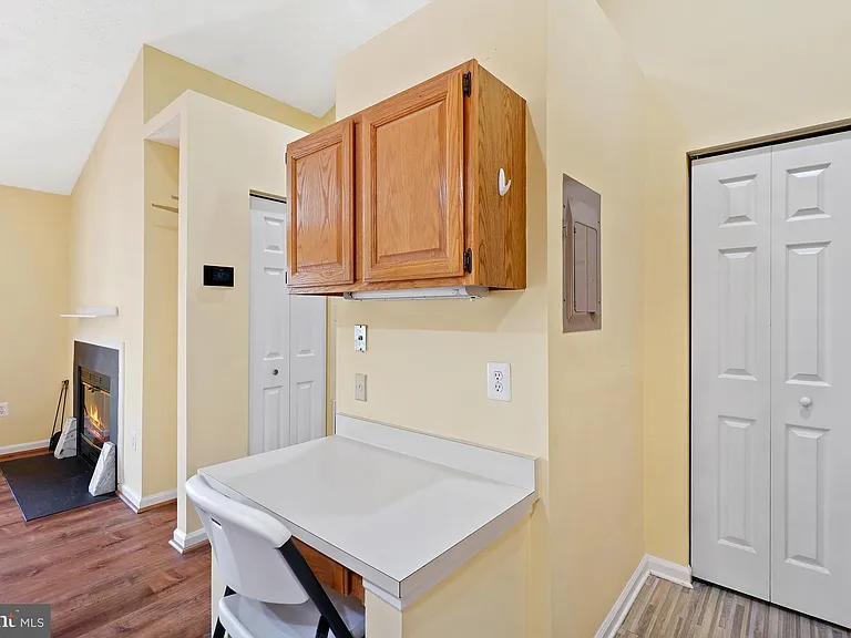 12220 Eagles Nest Ct #L — Photo 17