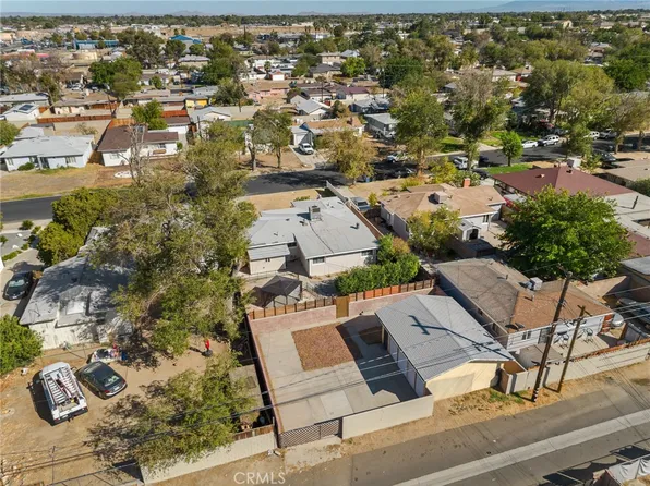 44327 Elm Ave, Lancaster, CA 93534