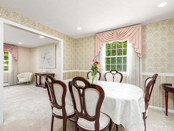 3rd image of 31 Winthrop Road