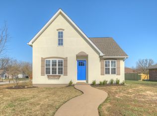 1501 Kent Dr, Webb City, MO 64870