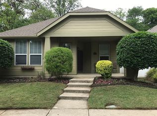 9831 Lexington Dr, Aubrey, TX 76227
