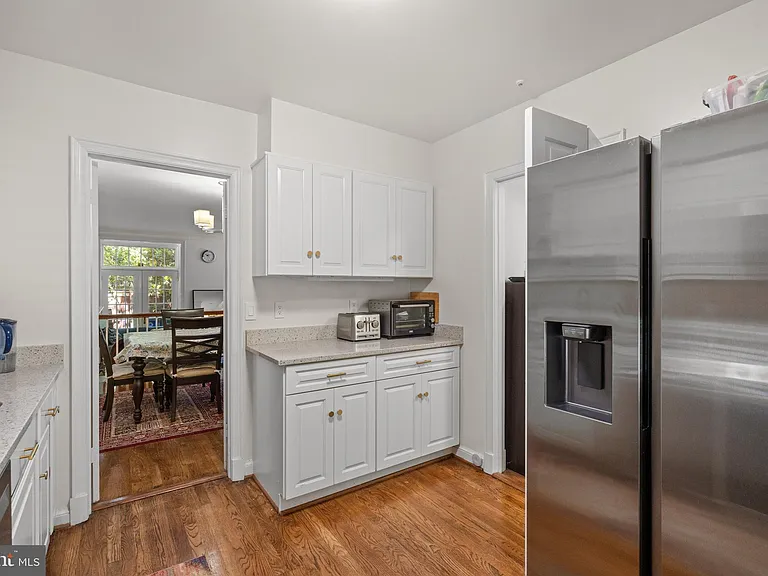 4422 Westover Pl NW — Photo 8