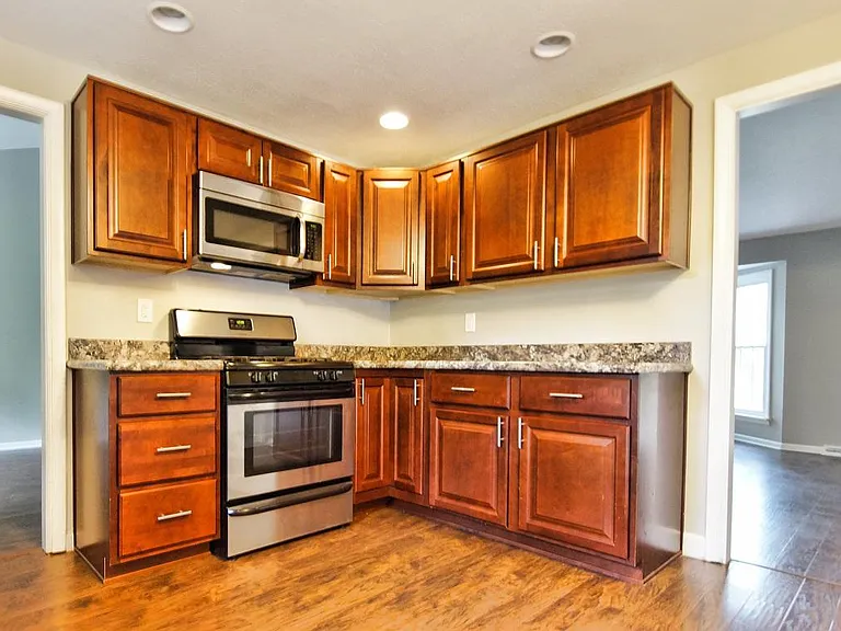 31049 S Woodland Rd — Photo 4