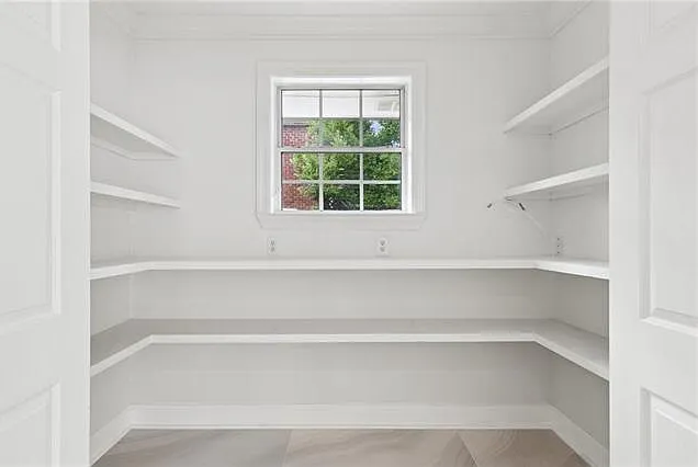 5537 Cherlyn Dr — Photo 11