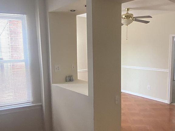 5th image of 5418 Pine St #2B