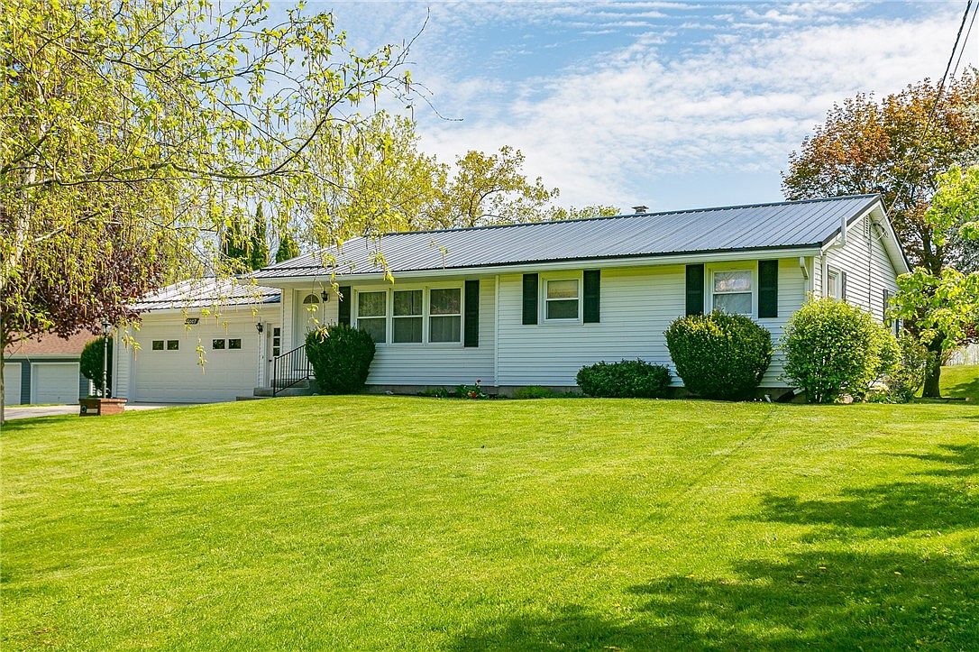 9007 Roanoke Rd, Stafford, NY 14143 Zillow