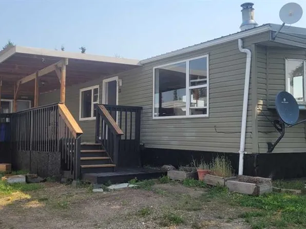 21 1st St S #201, Kneehill County, AB T0M 2B0
