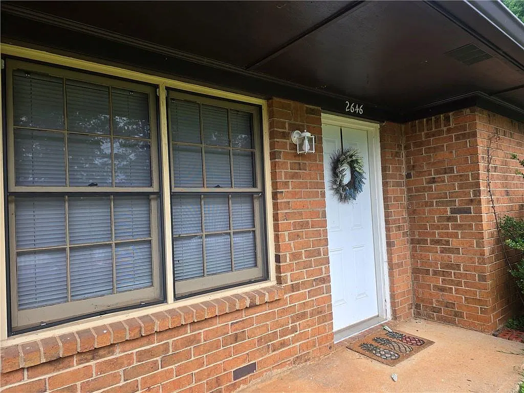 2 bed, 2.0 bath, 2178 sqft, $1,550 — Photo 3