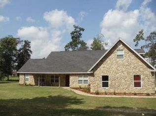 1008 County Road 737, Buna, TX 77612