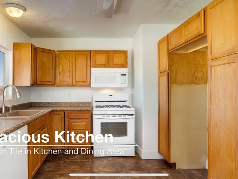 7360 Goleta Ave — Photo 20