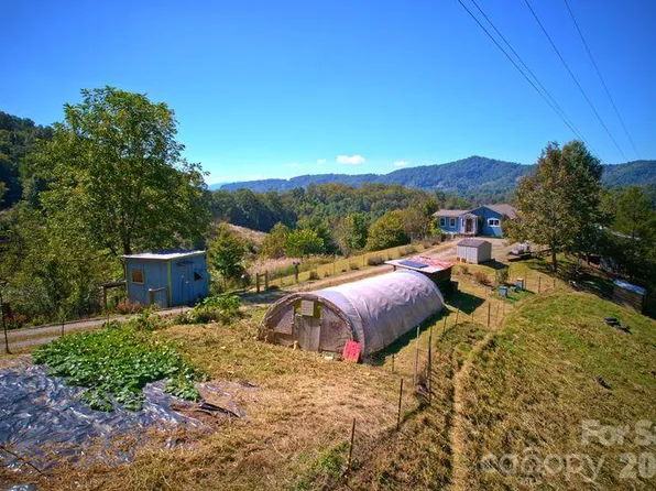 456 Morgan Branch Rd, Marshall, NC 28753