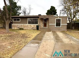 2418 Mountain View Dr, Carlsbad, NM 88220