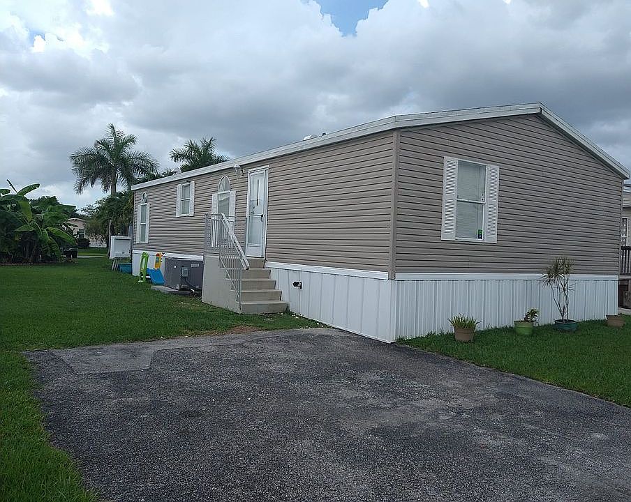 2nd image of 34633 SW 188th Way #322