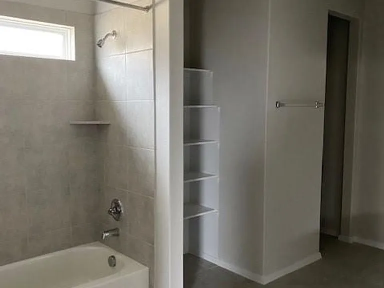 2751 Winding Creek Rd — Photo 8