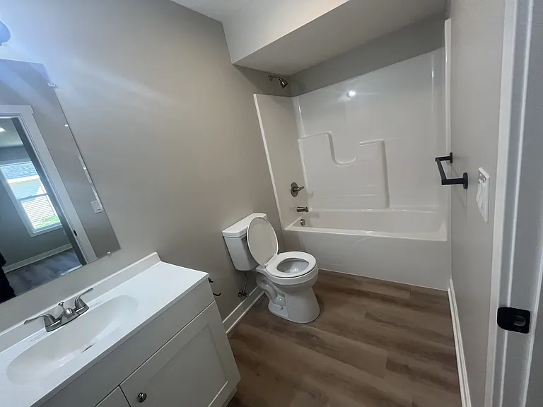 524 Oak Ave — Photo 5