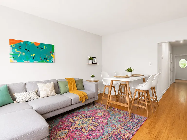 2453 N Clark St #3 — Photo 3