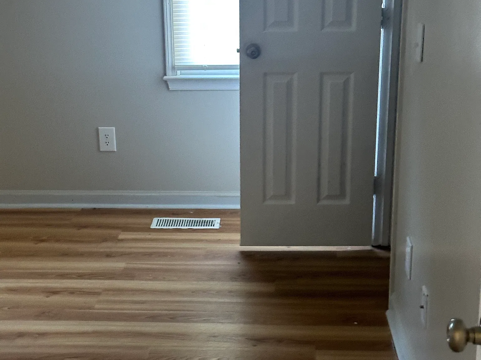 4219 Baylor St — Photo 3