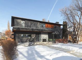 236 S 38th Ave SW, Calgary, AB T2S 0V6