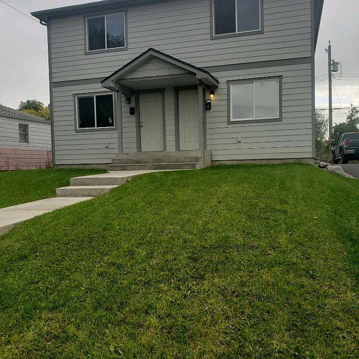 Front of townhouse