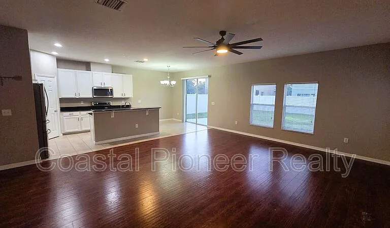10279 Newminster Loop — Photo 7
