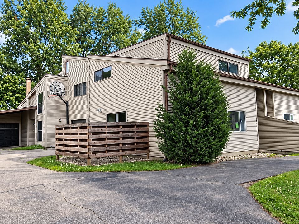 1st image of 902 Hartwell Dr APT A