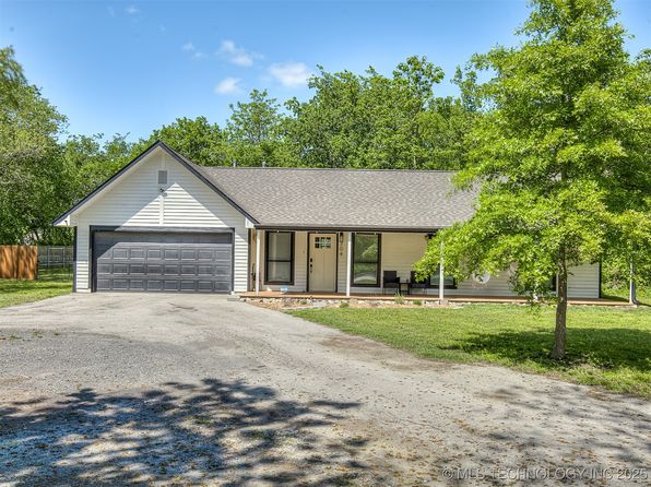 304 NW 5th St, Wagoner, OK 74467